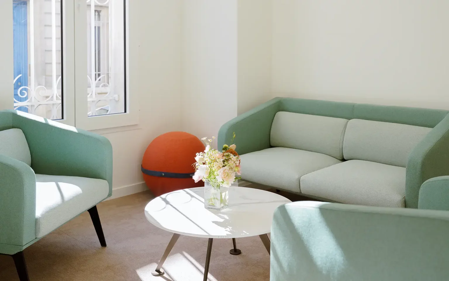 salon-attente-omniia-coworking